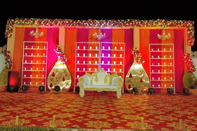 Staze Decoration